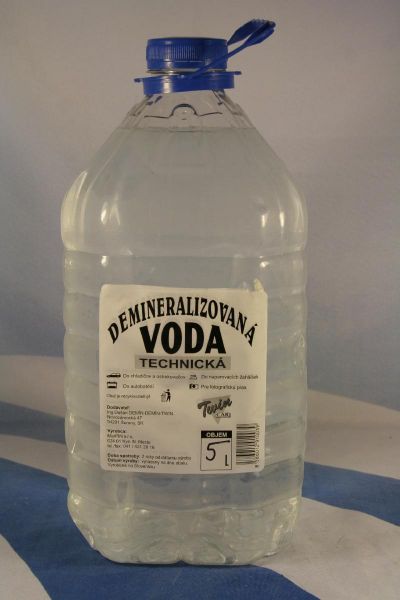 destilovana voda  5L