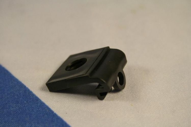 drziak reflektora FAB horny  OE